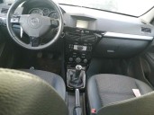 opel astra h sedan from the year 2009