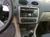 ford focus berlina (cap) del año 2005