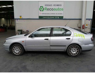 nissan primera berlina (p11) del año 1999