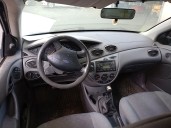 ford focus turnier (cak) del año 2001