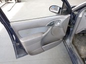ford focus turnier (cak) del año 2001