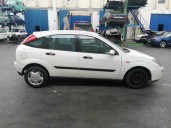 ford focus berlina (cak) del año 2000