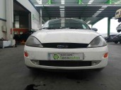 ford focus berlina (cak) del año 2000