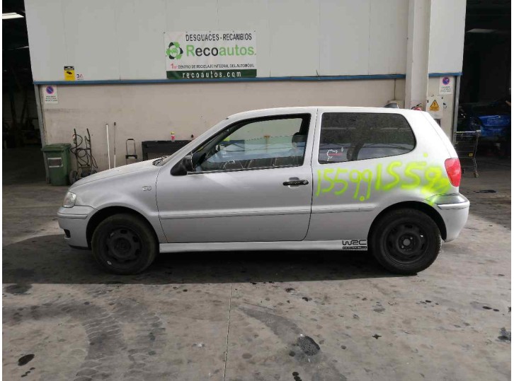 volkswagen polo sedan (6n2) from year 2000