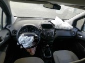 ford transit courier del año 2013