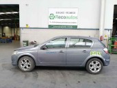 opel astra h berlina del año 2004