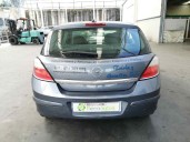 opel astra h berlina del año 2004