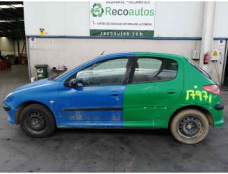 peugeot 206 berlina del año 2004