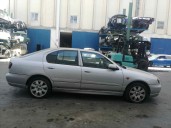 nissan primera berlina (p11) del año 2000
