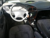 citroën c5 berlina del año 2004