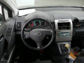 toyota corolla verso (r1) del año 2006