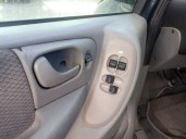 chrysler voyager (rg) del año 2003