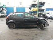 ford fiesta (cbk) del año 2004
