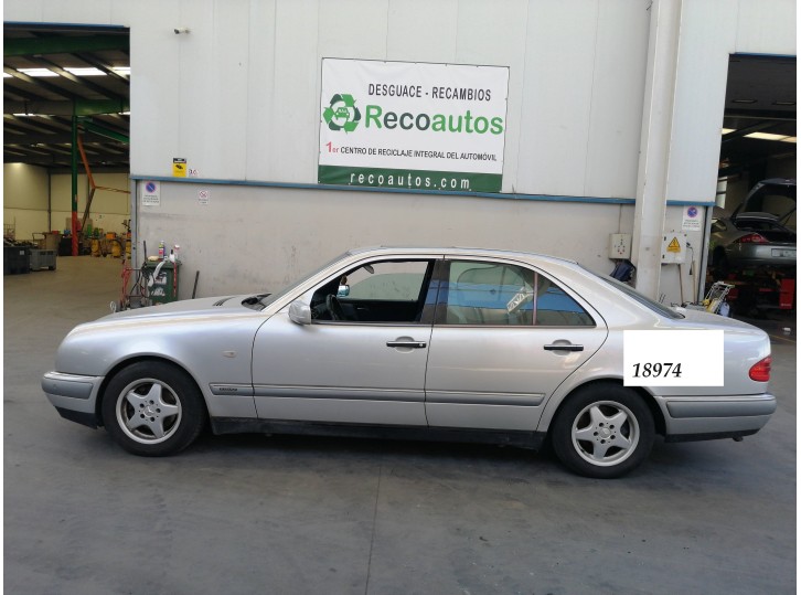 mercedes-benz clase e (w210) berlina diesel del año 1999