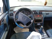 mercedes-benz clase e (w210) berlina diesel del año 1999