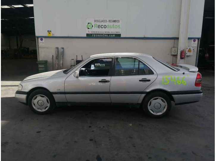 mercedes-benz clase c (w202) berlina del año 1997