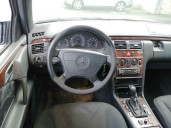 mercedes-benz clase e (w210) berlina del año 1998