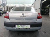 renault megane ii classic berlina del año 2004