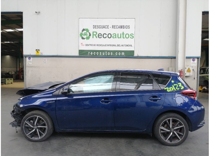 toyota auris del año 2018