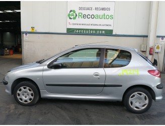 peugeot 206 berlina del año 2003