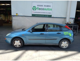 ford focus berlina (cak) del año 2001