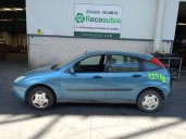 ford focus berlina (cak) del año 2001