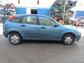 ford focus berlina (cak) del año 2001