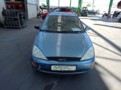 ford focus berlina (cak) del año 2001