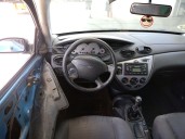 ford focus berlina (cak) del año 2001
