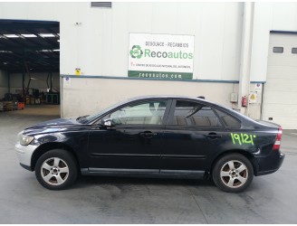 volvo s40 berlina del año 2006