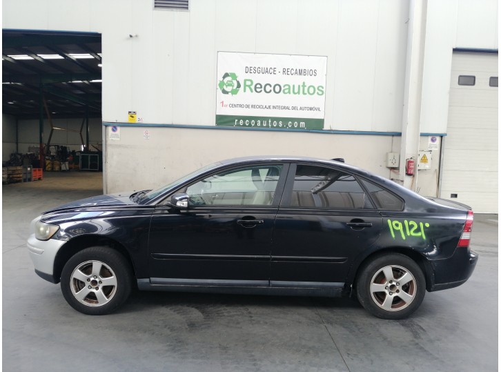 volvo s40 berlina del año 2006