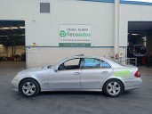 mercedes-benz clase e (w211) berlina del año 2003