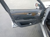 mercedes-benz clase e (w211) berlina del año 2003