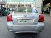 toyota avensis berlina (t25) del año 2005