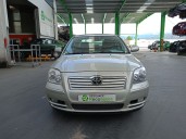 toyota avensis berlina (t25) del año 2005