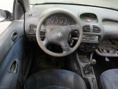 peugeot 206 berlina del año 2000