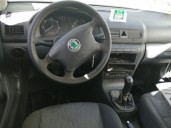 skoda octavia berlina (1u2) del año 2007