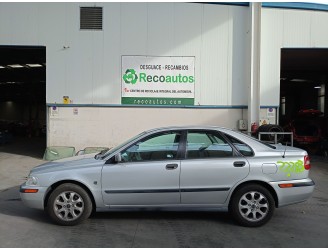 volvo s40 i (644) del año 2000