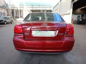 toyota avensis berlina (t25) del año 2004