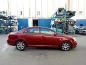 toyota avensis berlina (t25) del año 2004