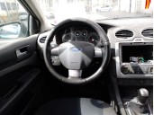 ford focus berlina (cap) del año 2005