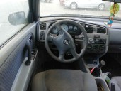 nissan primera berlina (p11) del año 2001