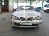nissan primera berlina (p11) del año 2001