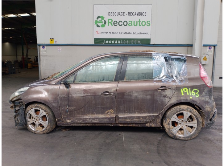 renault scenic iii del año 2011