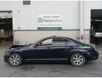 mercedes-benz clase s (w221) berlina del año 2008