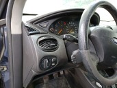 ford focus berlina (cak) del año 2003