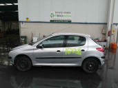 peugeot 206 berlina del año 2000
