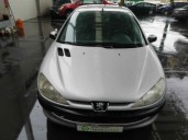 peugeot 206 berlina del año 2000