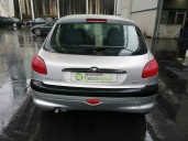 peugeot 206 berlina del año 2000