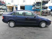 ford focus berlina (cak) del año 2000